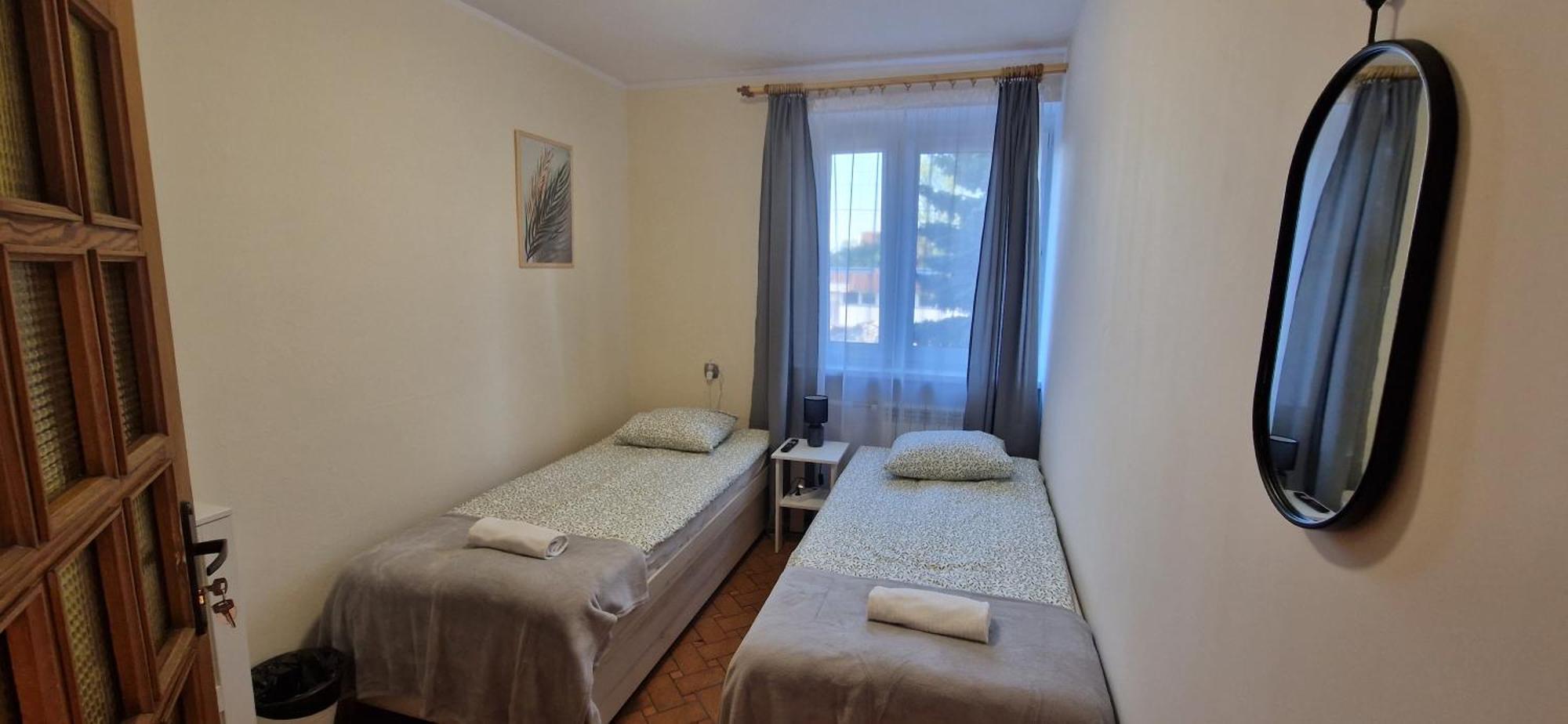 Hostel Milicka Wroclaw Ruang foto