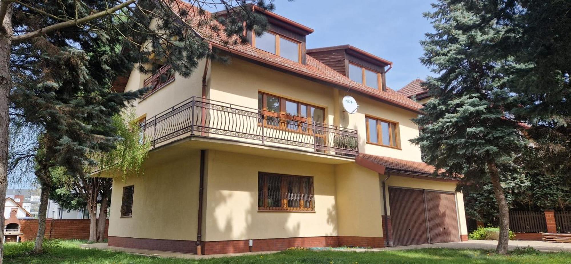 Hostel Milicka Wroclaw Bagian luar foto